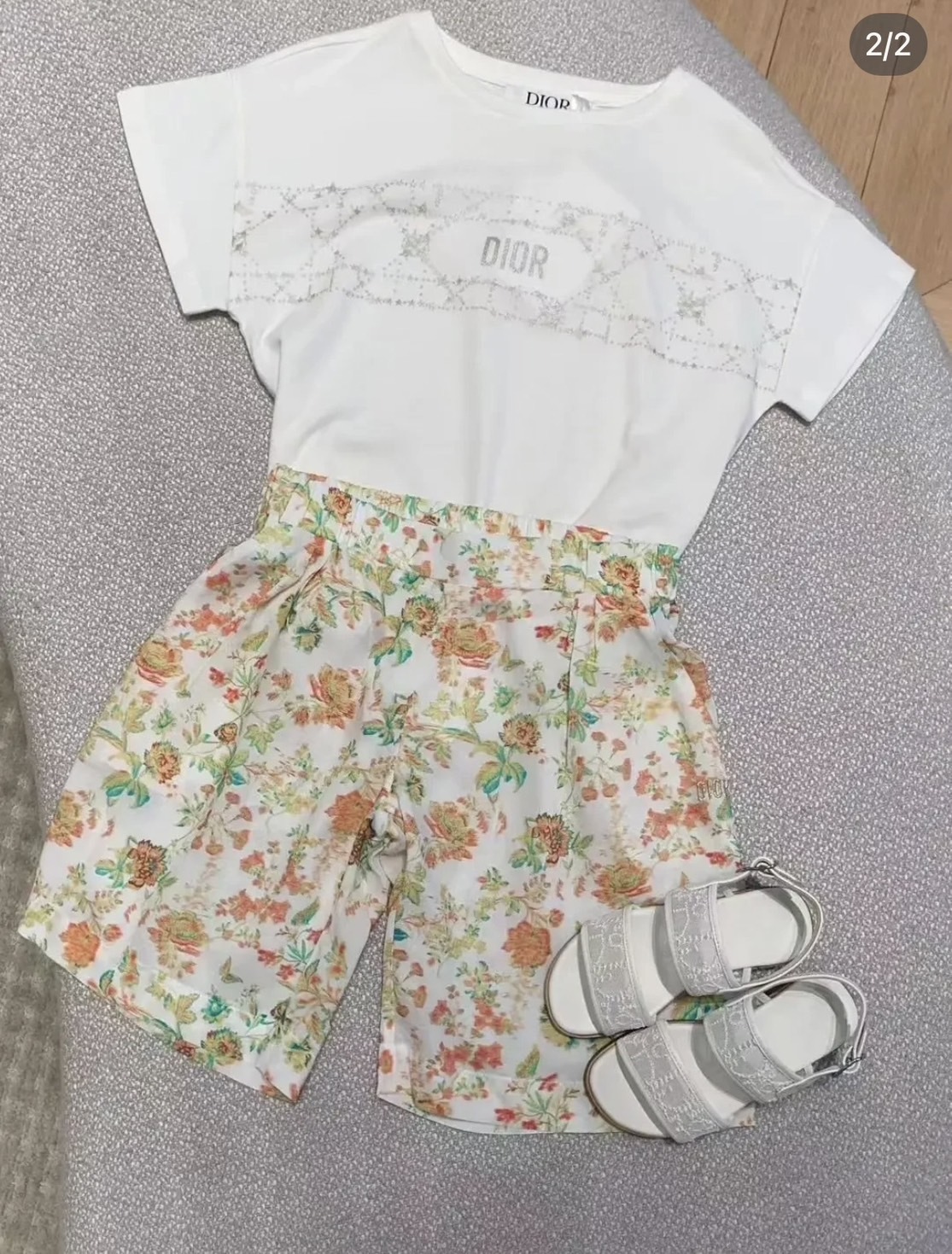 【夏らしいフローラルプリント】Dior キッズショートパンツ