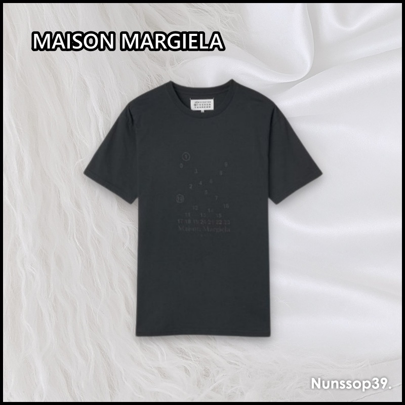 《MAISON MARGIELA》 S51GC0522 S20079 861 Numbering Logo T