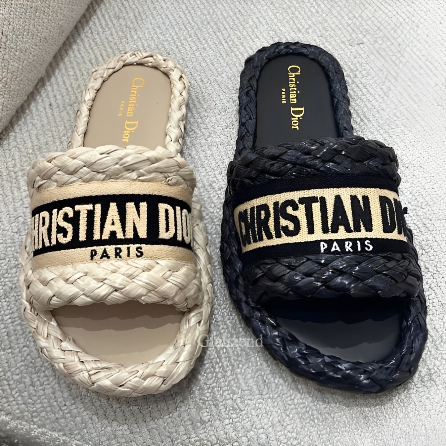 日本未入荷【Dior】《DWAY》ブレイドラフィア ミュール サンダル