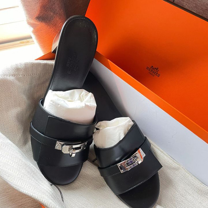 お求めやすく価格改定 直営店【HERMES】Gigi 50 ジジ サンダル ケリー