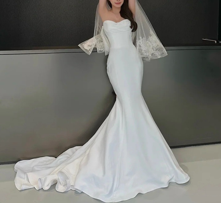 マーメイドチューブトップウェディングドレス結婚式 マーメイド サテン ウェディングドレス チューブトップ ロング