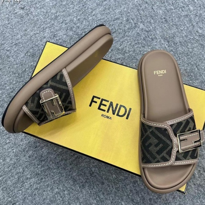 ★FENDI★ファブリック サンダル