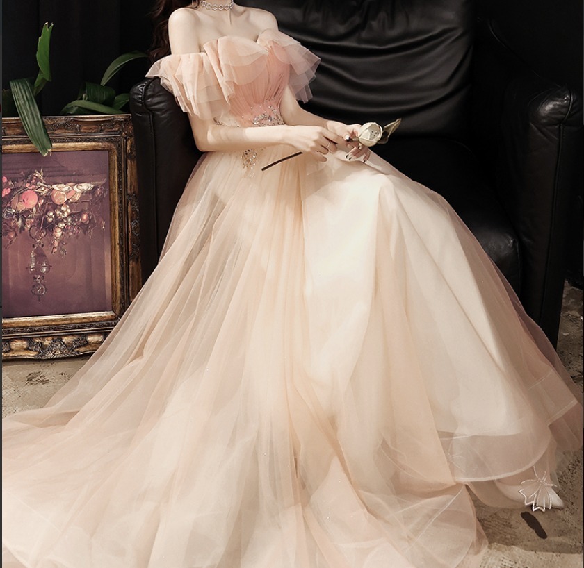 Jimmy★Choo(セールで選べる2色)大人気JCロゴ軽くて便利LAYA Jimmy☆Choo(セールで選べる2色)大人気JCロゴ軽くて便利LAYA