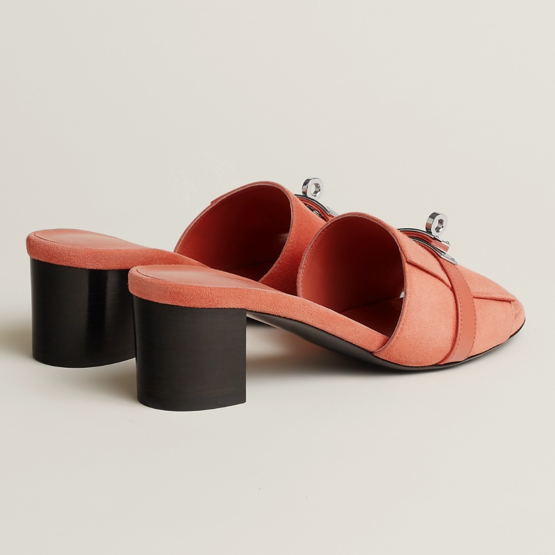 HERMES 新作 春夏 大人サンダル ミュール 上品 ケリー Gigi 50 HERMES 新作 春夏人気 大人サンダル ミュール ケリー Gigi 50