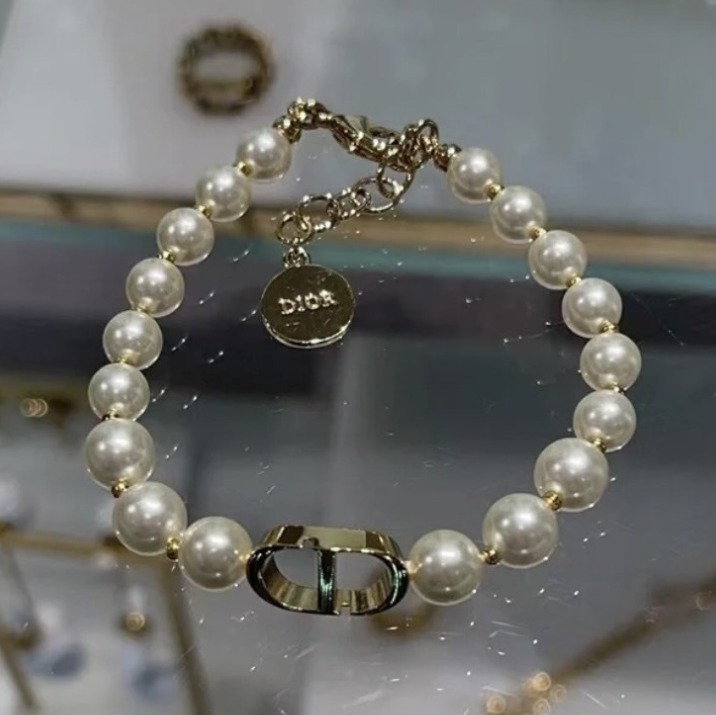【パールとゴールドが綺麗☆】DIOR パールブレスレット
