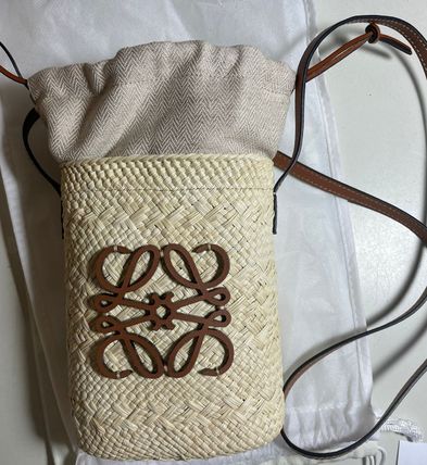 アウトレットセール★春夏LOEWE★アナグラムスクエアポケット スクエアポケット LOEWE(ロエベ) バッグ・カバン(レディース