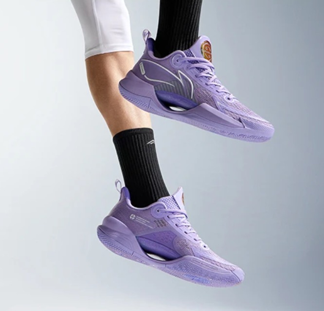 送料関税込み[LI-NING]CHAOQING V2★日本未入荷★新作★大人気★