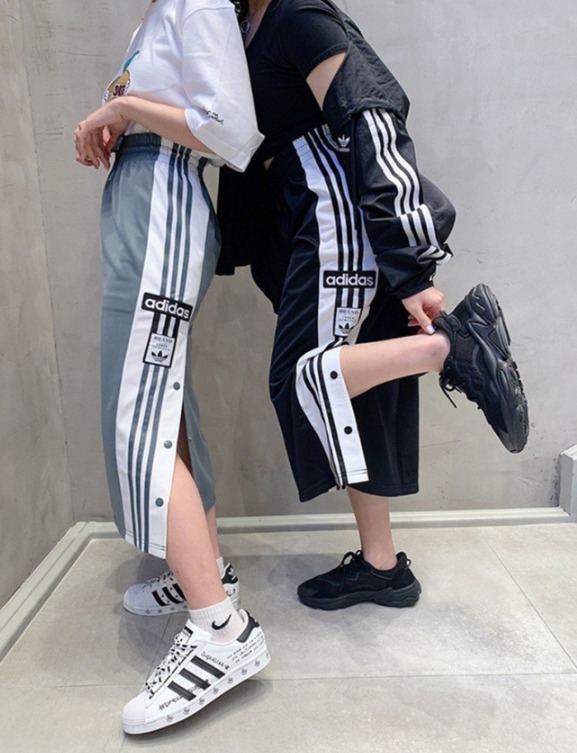 adidas★アディブレイク スナップスカート