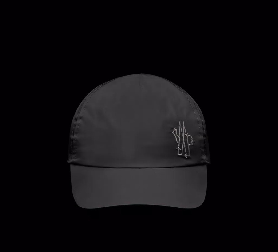 MONCLER2023春夏新作 BORN TO PROTECT ベースボールキャップ