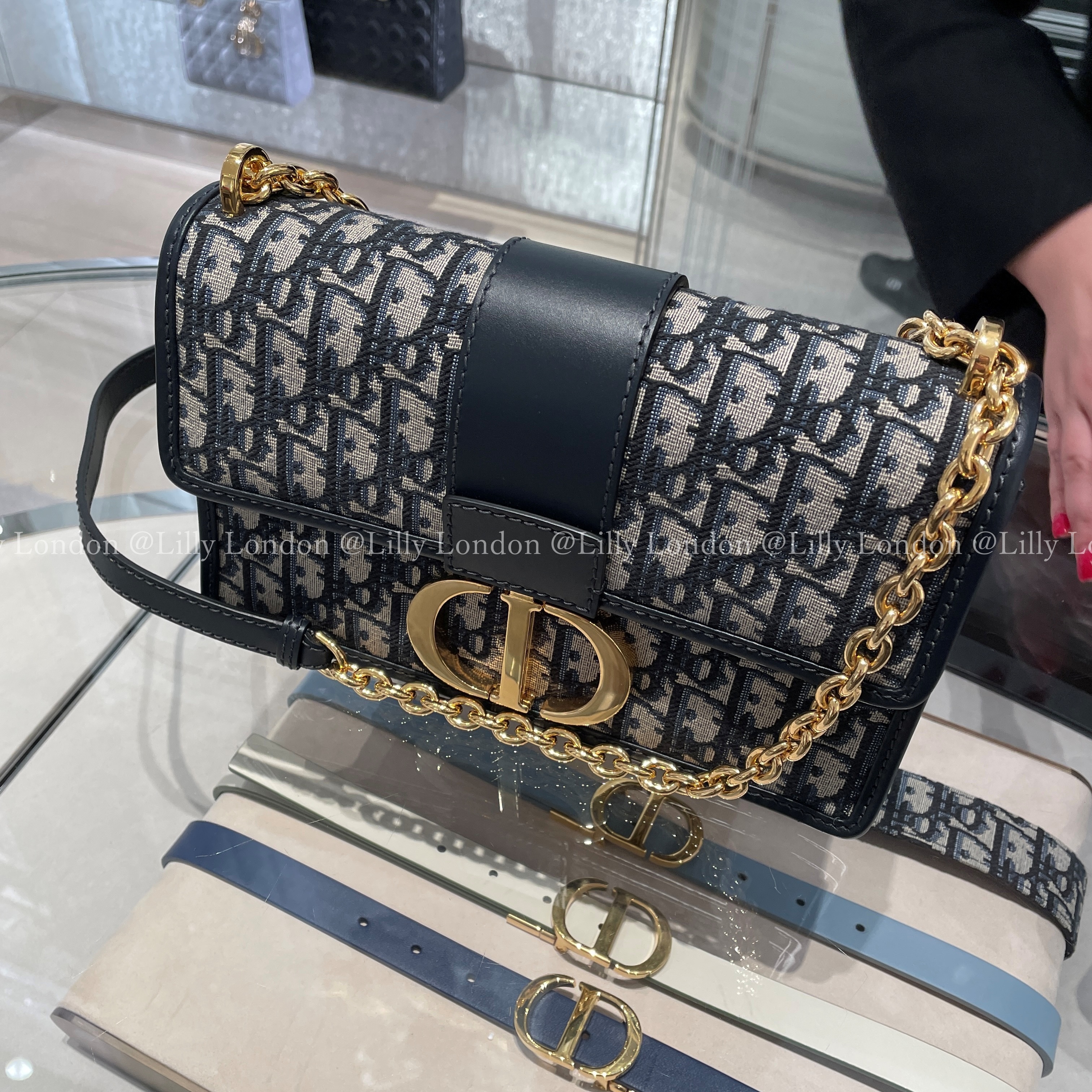 Dior ロゴパターン バッグ