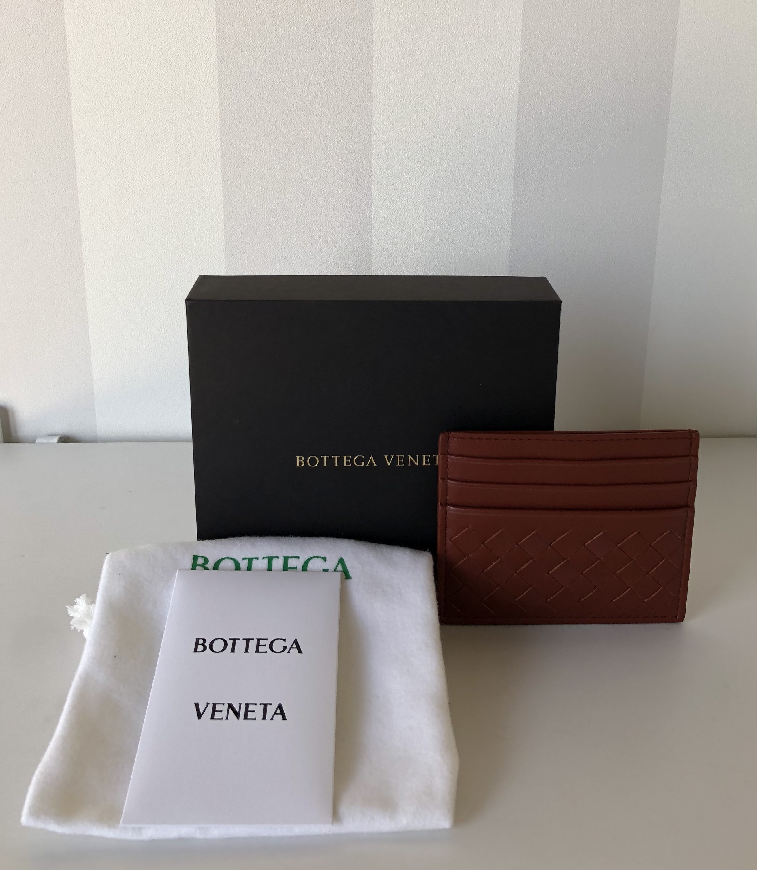 【BOTTEGA VENETA/ボッテガヴェネタ】薄型カードケース ”RUST”