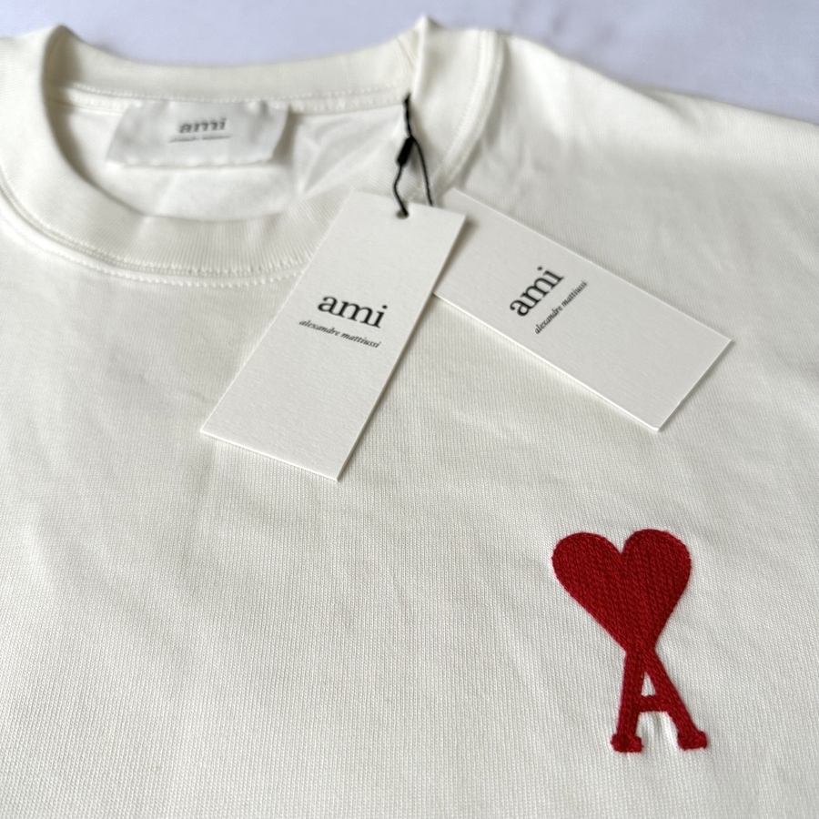 AMI DE COEUR オーガニックコットンTシャツ ややオーバーサイズ AMI DE COEUR オーガニックコットンTシャツ ややオーバーサイズ