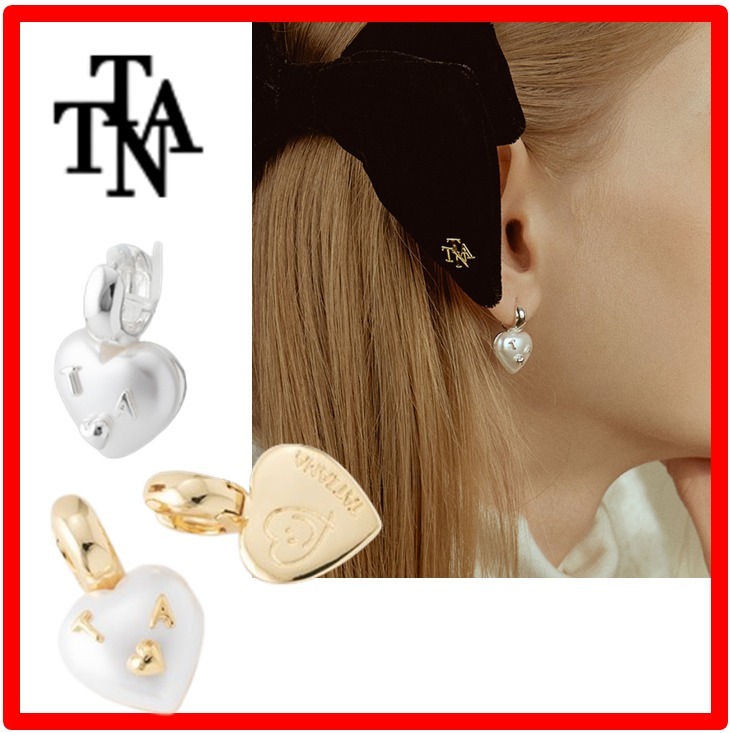 ☆人気☆【TATIANA】☆Lettering Pearl Heart Hoop Earrin.g☆