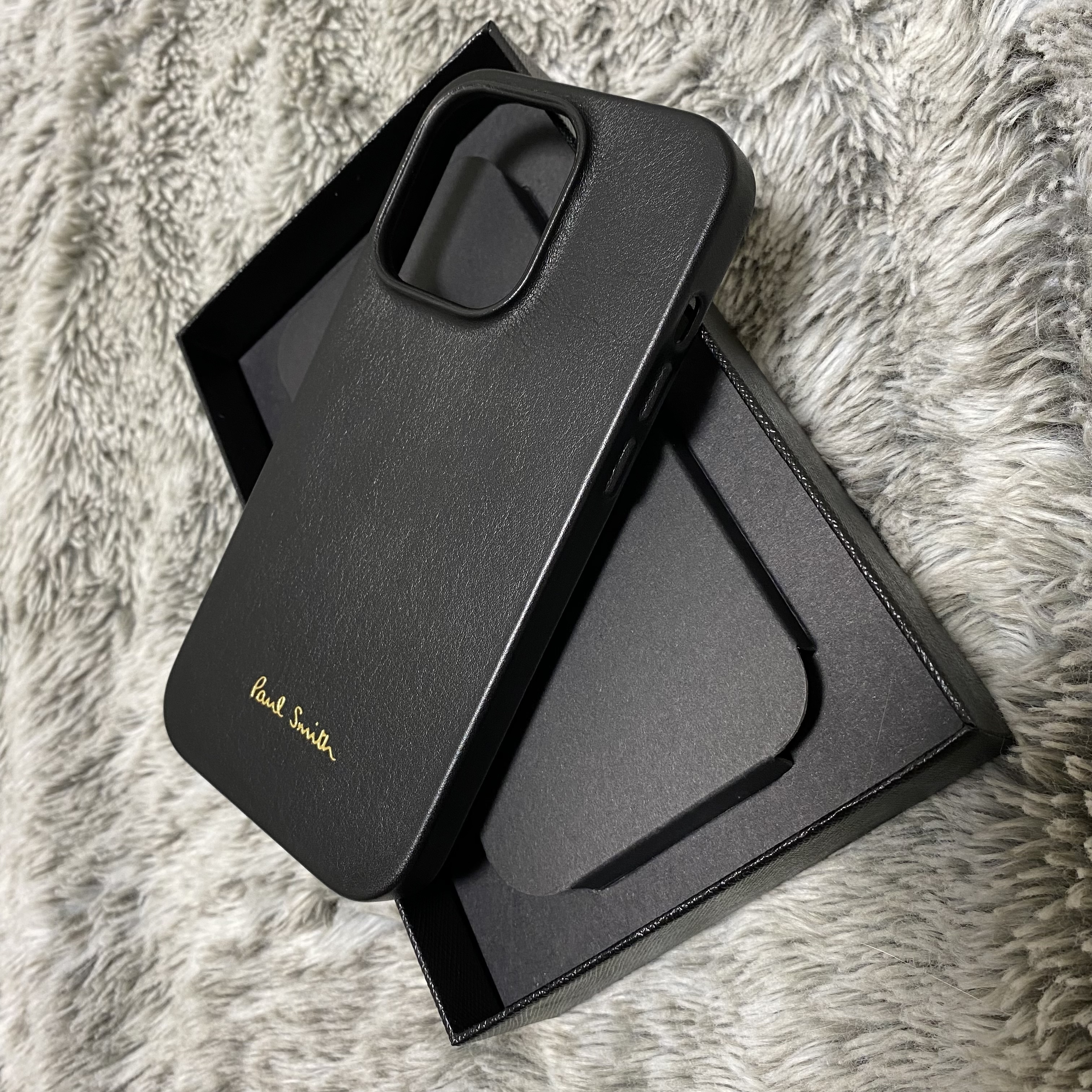 Paul Smith☆iphoneケース ブラックレザー iPhone14pro ロゴ (Paul