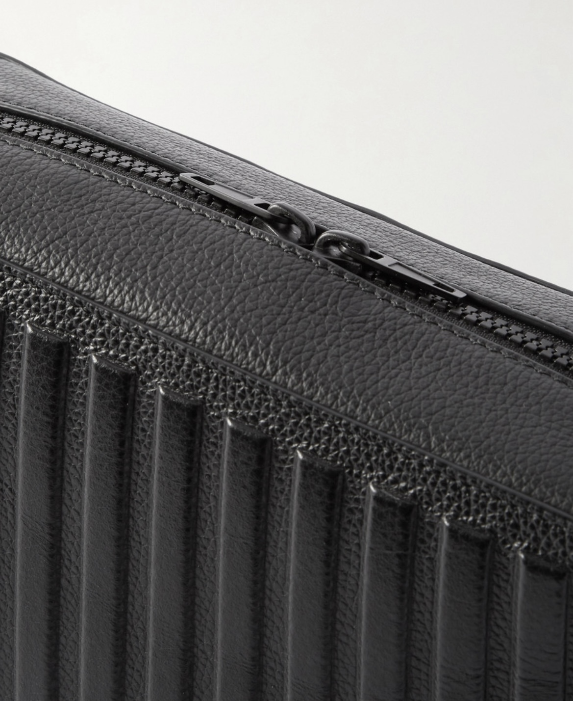 ◆BALENCIAGA◆グレインカーフスキン◆Car New カメラバッグ◆ BALENCIAGA カー グレインレザー カメラバッグ 人気 (BALENCIAGA