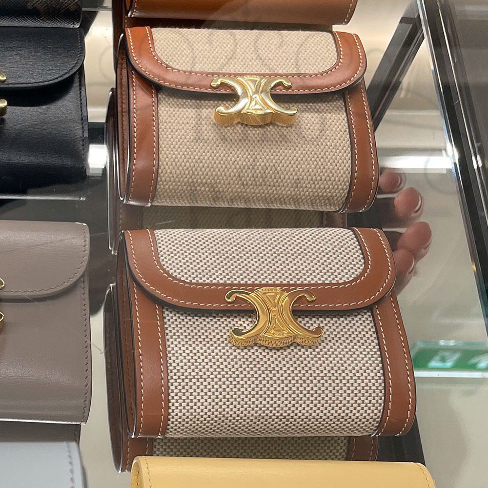 直営店買付 CELINE TRIOMPHE ミディアム トリオンフ org.jpg