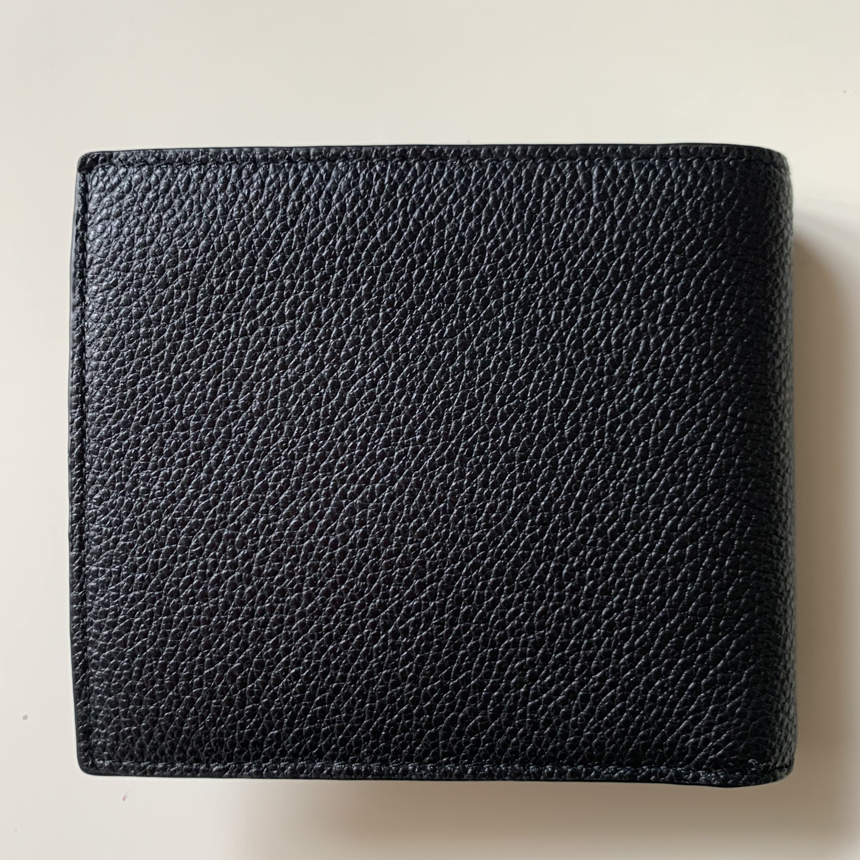 《PRADA》メタルロゴ☆v.micro grainコインケース付折り畳財布