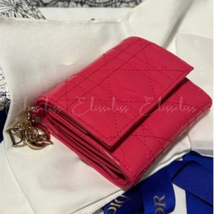 日本限定色☆【DIOR】LADY DIOR ロータスウォレット (Dior