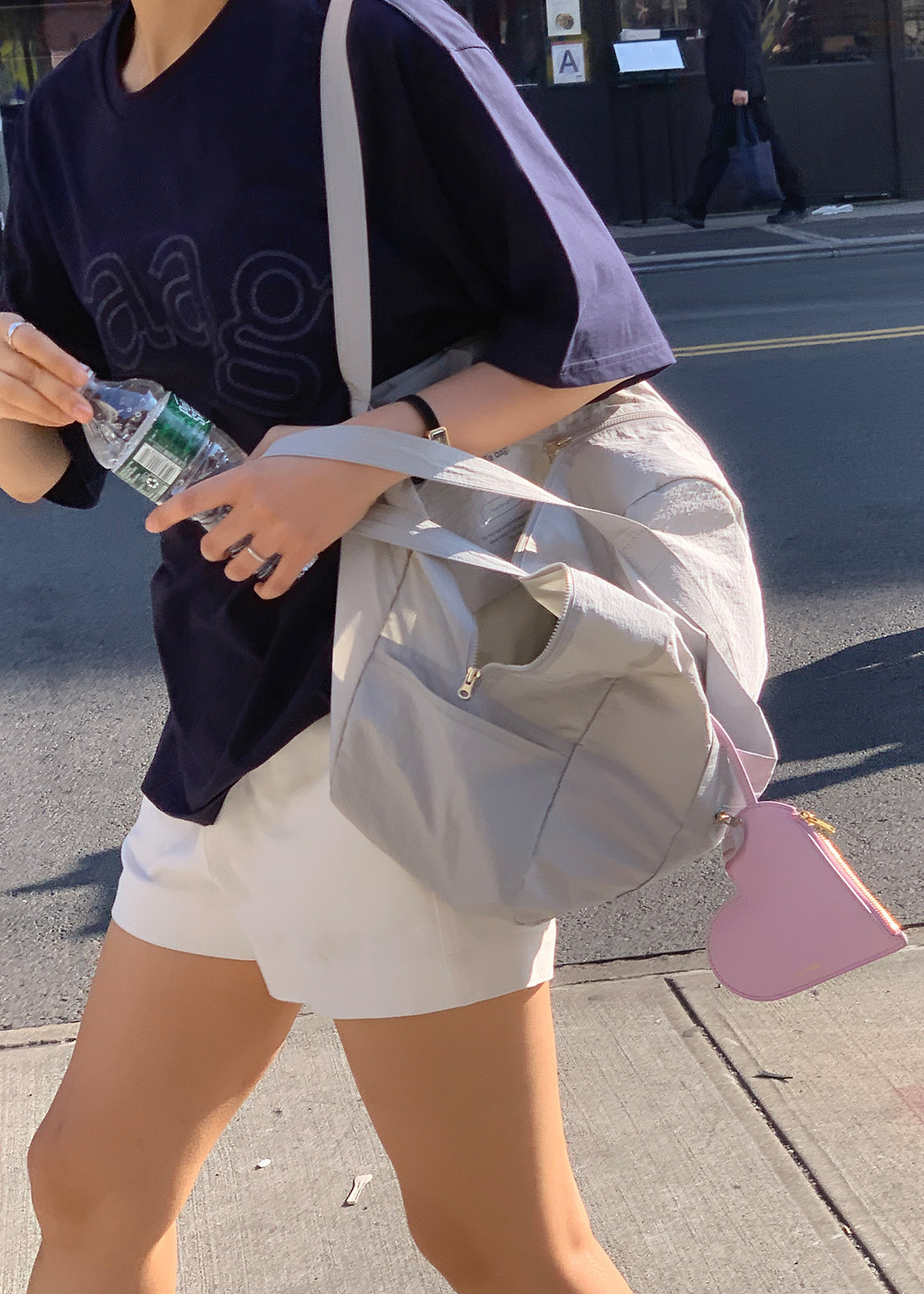 《韓国 haag》a duffel bag (silver) 人気 ボストンバッグ 23SS