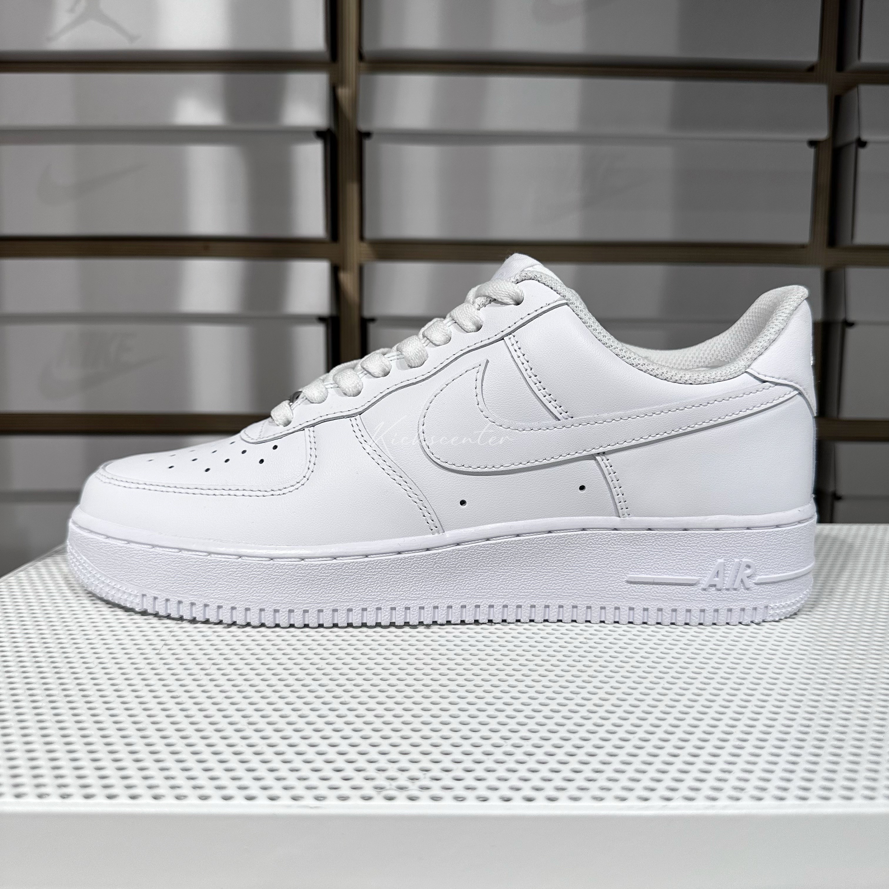★ナイキ★送料関税込 Air Force 1 Low '07 \"White\"