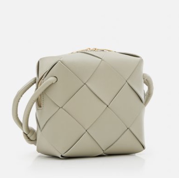 BOTTEGA VENETA】ミニ カセット カメラバッグ