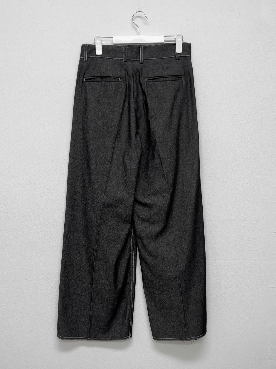【INCHANT ME】[unisex] Stitch Wide Bermuda Pants INCHANT ME】[unisex] Stitch Wide Denim Slacks (INCHANT ME