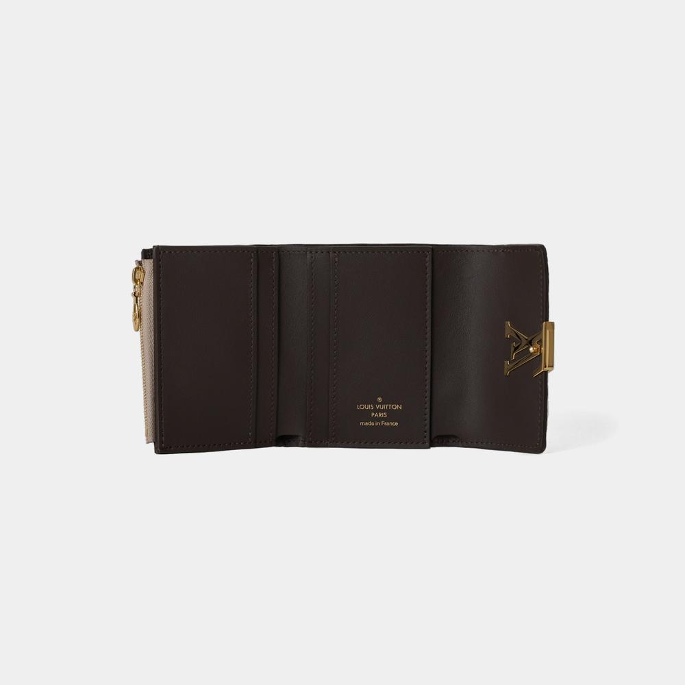 すぐ届く!! LOUIS VUITTON カプシーヌ XS 財布 黒 ガレ 国内直営即発】完売必至!LV カプシーヌ XS ミニ財布 財布・小物