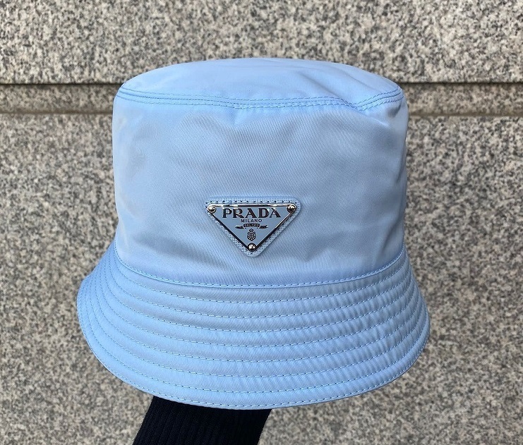 PRADA新作【2HC137_2DMI RE-NYLON BUCKET HAT】