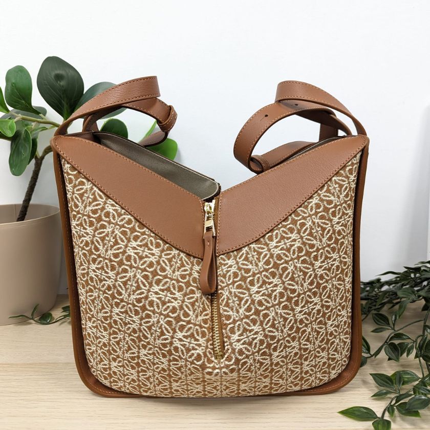 6万取引突破☆UPS速達便利用！【LOEWE☆ロエベ】A538S35X43
