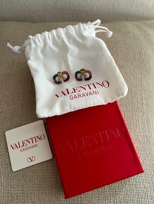 VALENTINO VIP Sale VLOGO×Swarovski シグネチャーピアス♪ VALENTINO VIP Sale VLOGO×Swarovski シグネチャーピアス♪