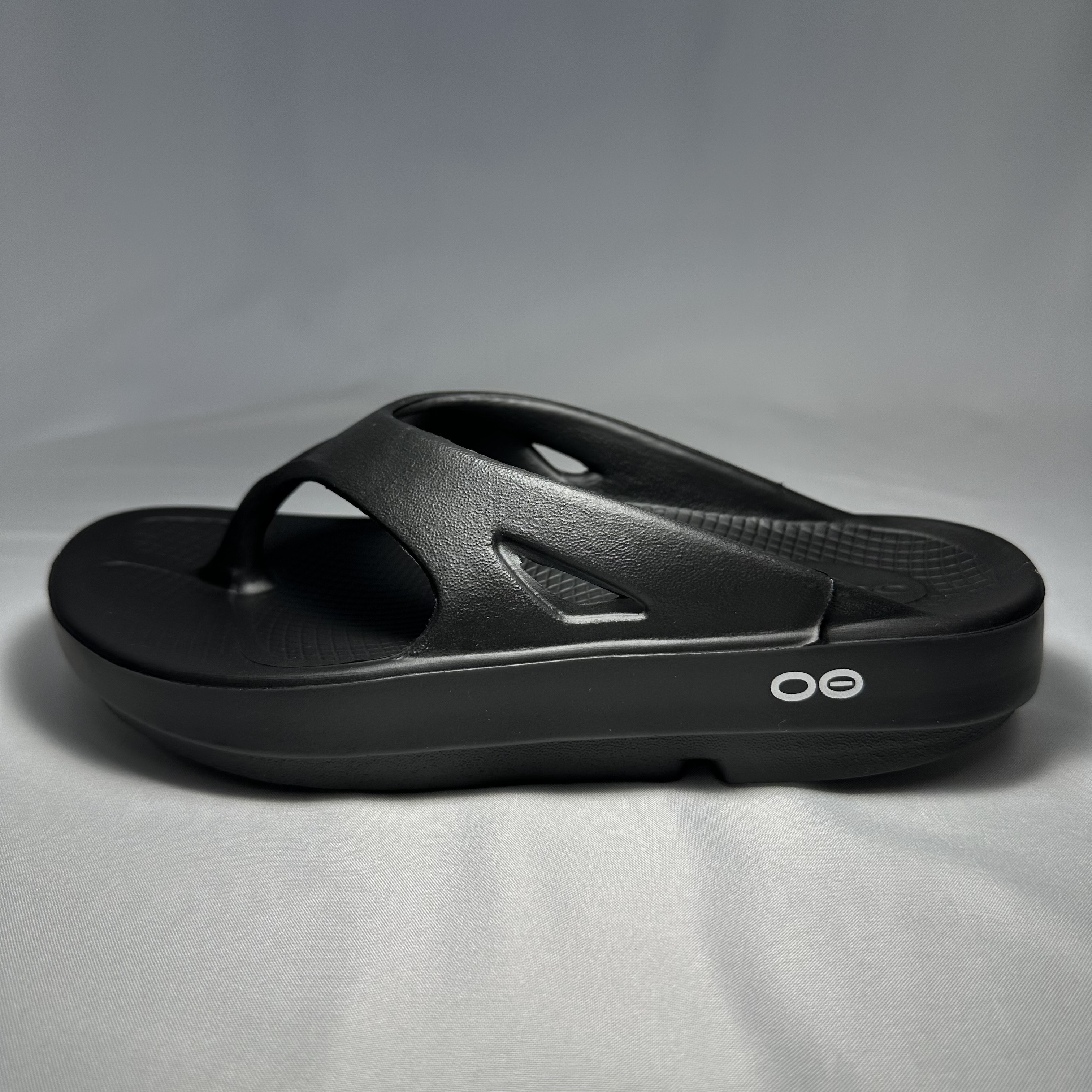 【OOFOS】★男女兼用★OOFOSOORIGINALフリップフロップ 楽天市場】ウーフォス ウーオリジナル OOFOS OOriginal ユニ