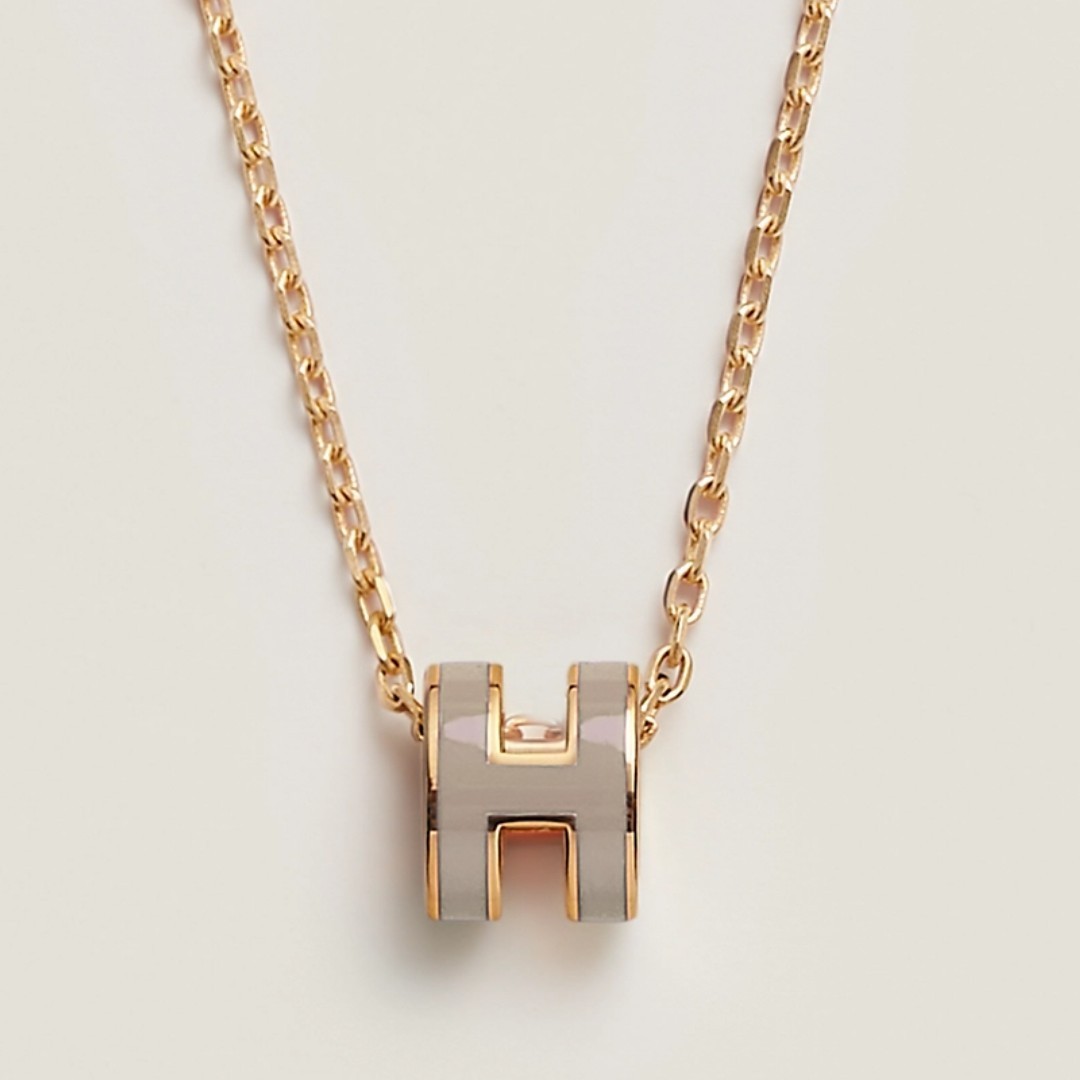 【2025年】エレガントファッションを上品に着 HERMES 人気 上品ネックレス H ロゴ ピンク ゴールド Mini Pop H アクセサリー