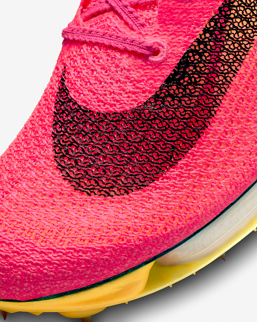 ☆NIKE☆大人気☆AIR ZOOM VICTORY☆追跡可 ランニング