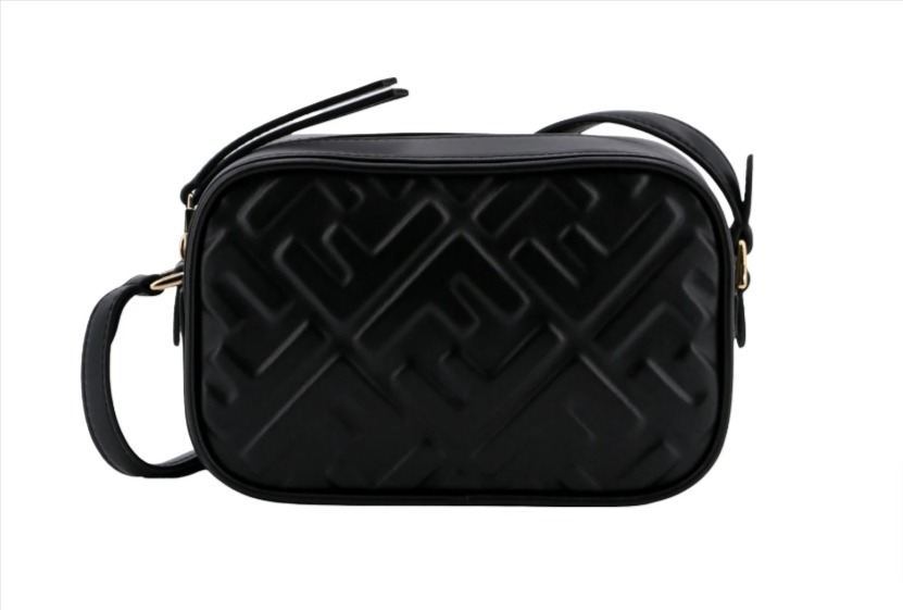 FENDI カメラケース ショルダーバック