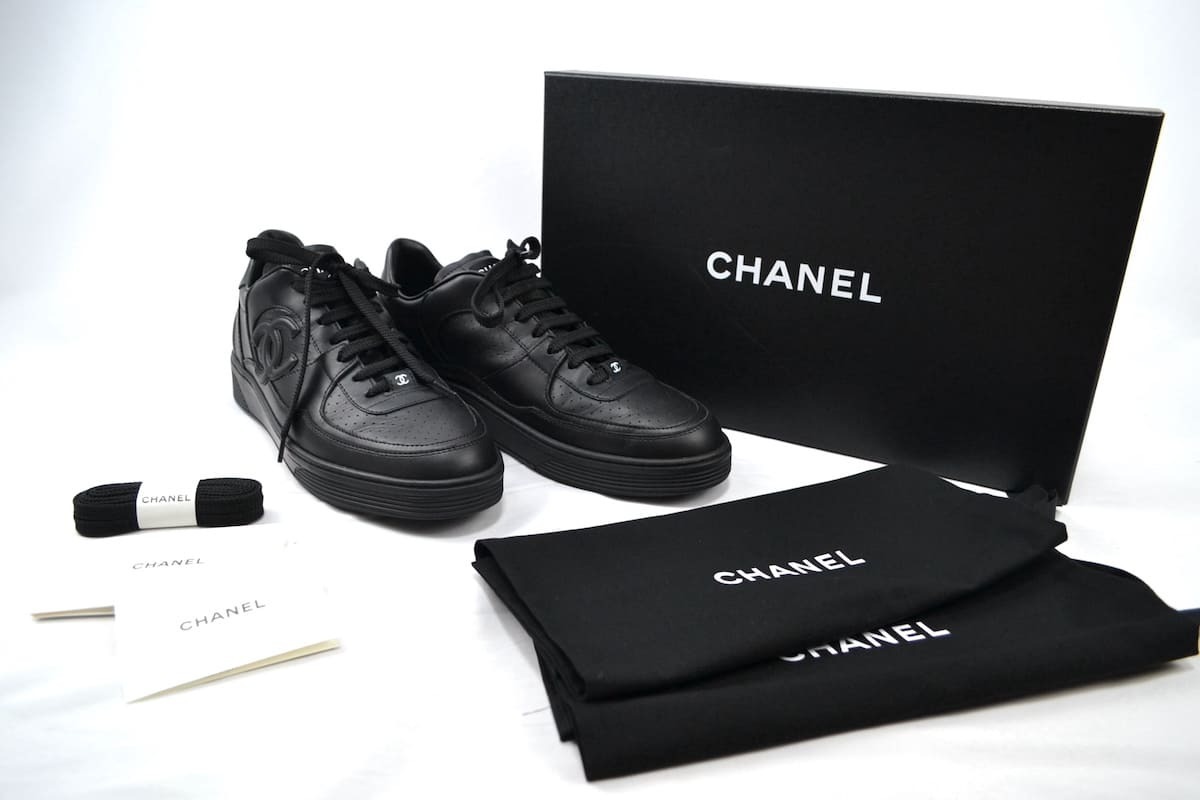 CHANEL - 美品 シャネル CHANEL スニーカー クロコ型押し 03