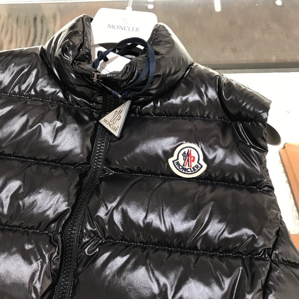 パリ直営店買付【MONCLER】大人気ダウンベストGhany (MONCLER