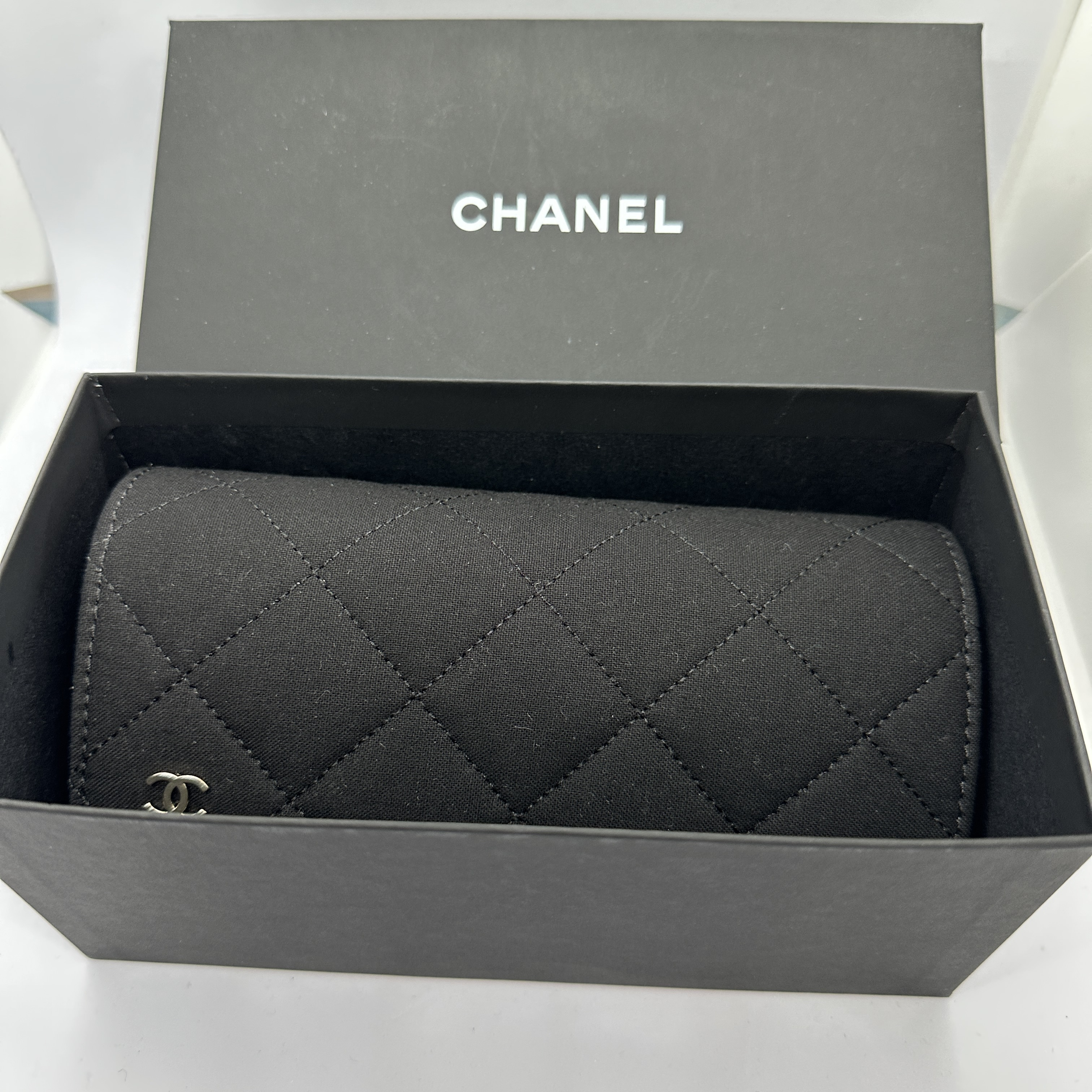国内発送《CHANEL》 サングラス チェーン＆ロゴ スクエア