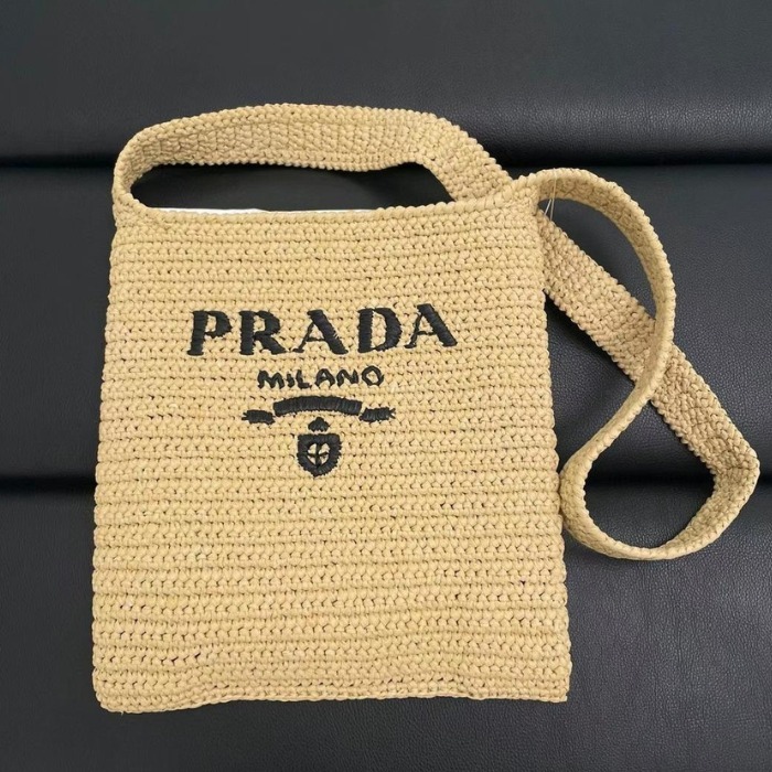 ★Prada★ロゴ入り ラフィア風 クロシェ バッグ