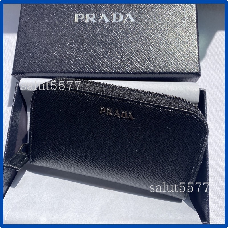 【国内発送!】PRADA プラダ 6連キーケース ロゴプレート