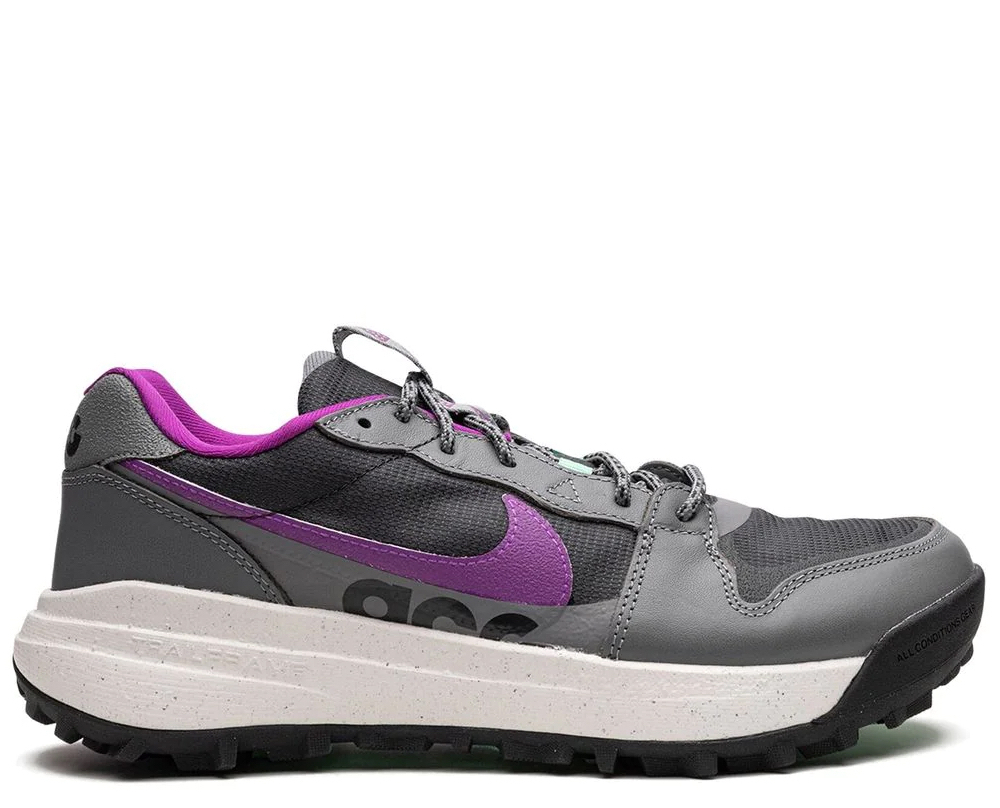 ナイキNike ACG Lowcate \
