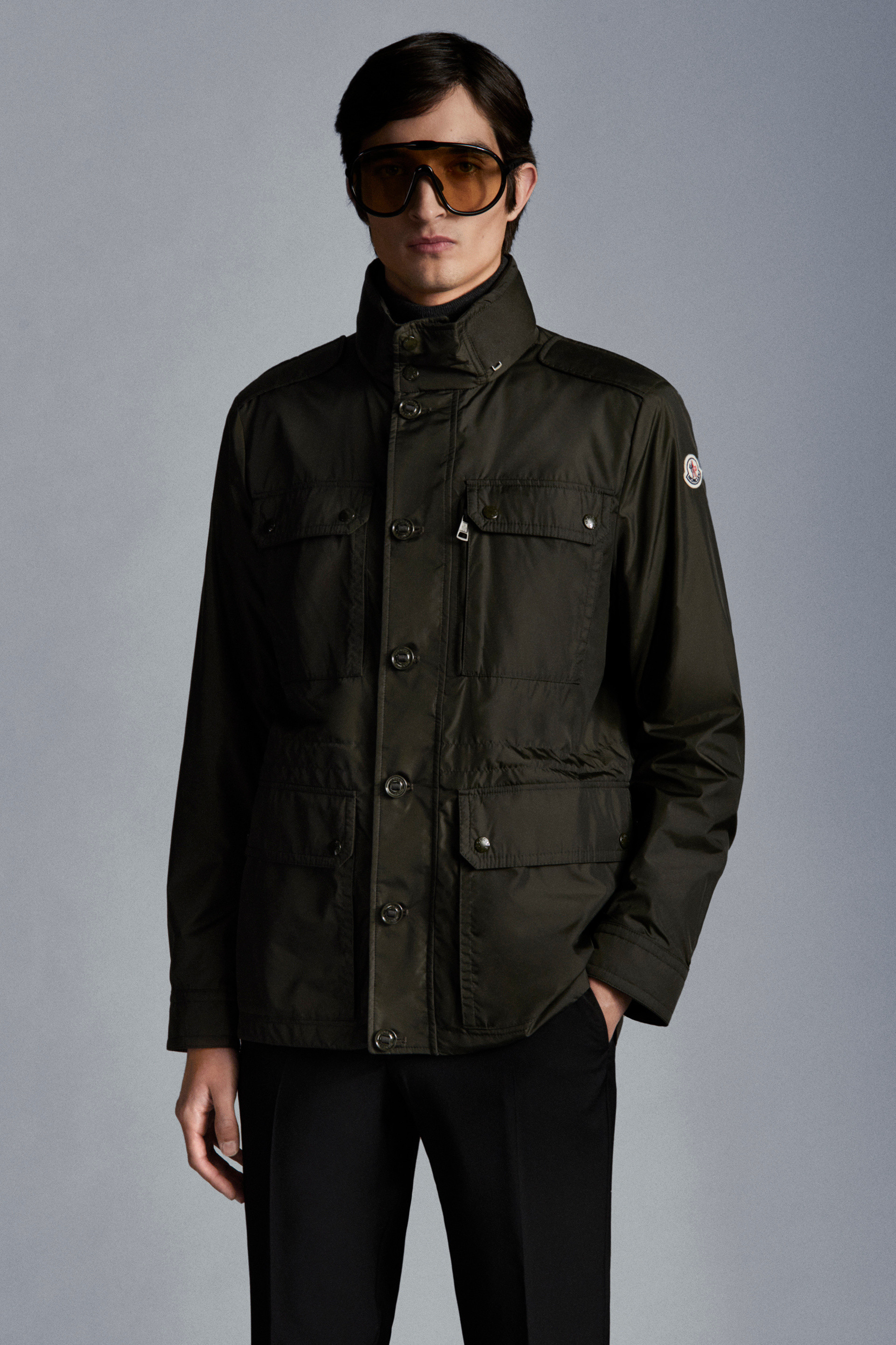 【MONCLER】Lezジャケット 撥水 ナイロン パッチポケット ロゴ MONCLER】Lezジャケット 撥水 ナイロン パッチポケット ロゴ