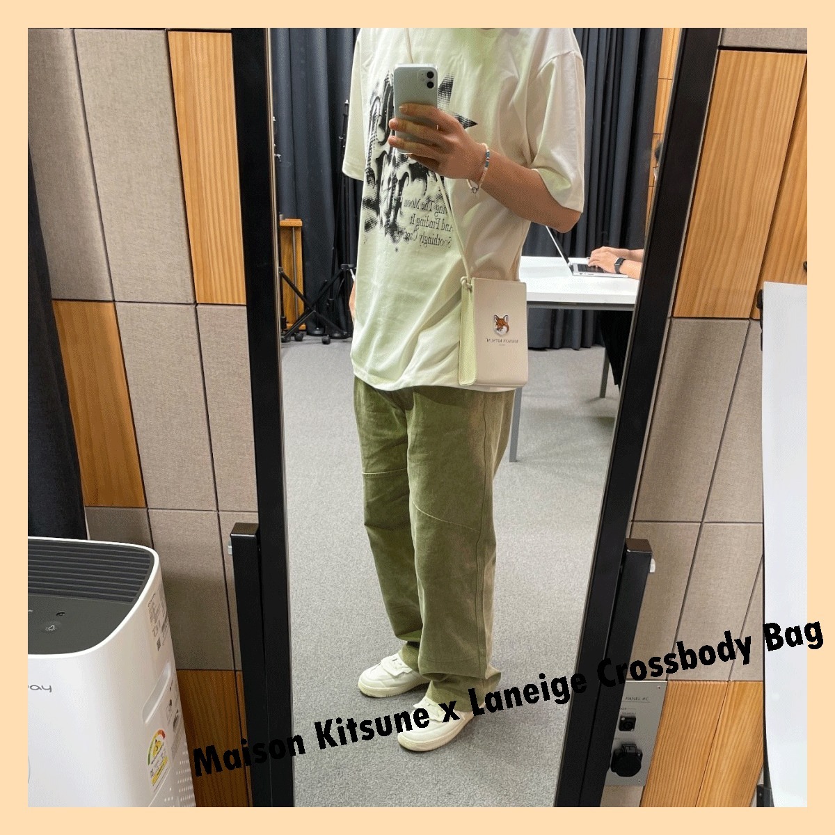 ★ 送料・関税込 ★ Maison Kitsune x Laneige ★ Crossbody Bag ☆ 送料・関税込 ☆ Maison Kitsune x Laneige ☆ Crossbody Bag