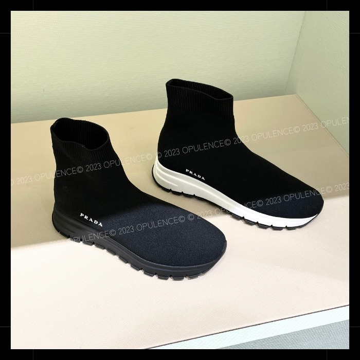 すぐ届く PRADA プラダ ソックス ロゴ スニーカー シューズ