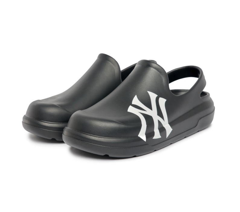 ☆人気☆【MLB】☆Chunky Bouncer Clog Sanda.l☆サンダル☆ ☆人気☆【MLB】☆Chunky Bouncer Clog Sanda.l☆サンダル☆
