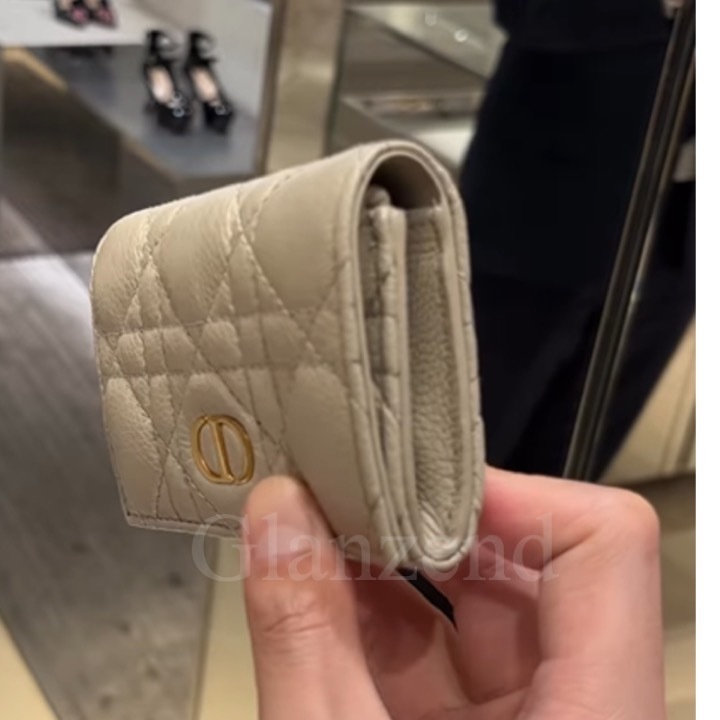 【Dior】《Dior Caro XS》カナージュ カーフスキン ウォレット