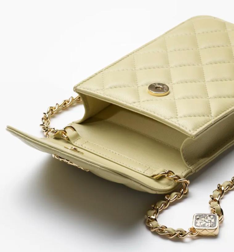 2023メティエダール◆送料無料【CHANEL】チェーンフォンホルダー 2023メティエダール◇送料無料【CHANEL】チェーンフォンホルダー