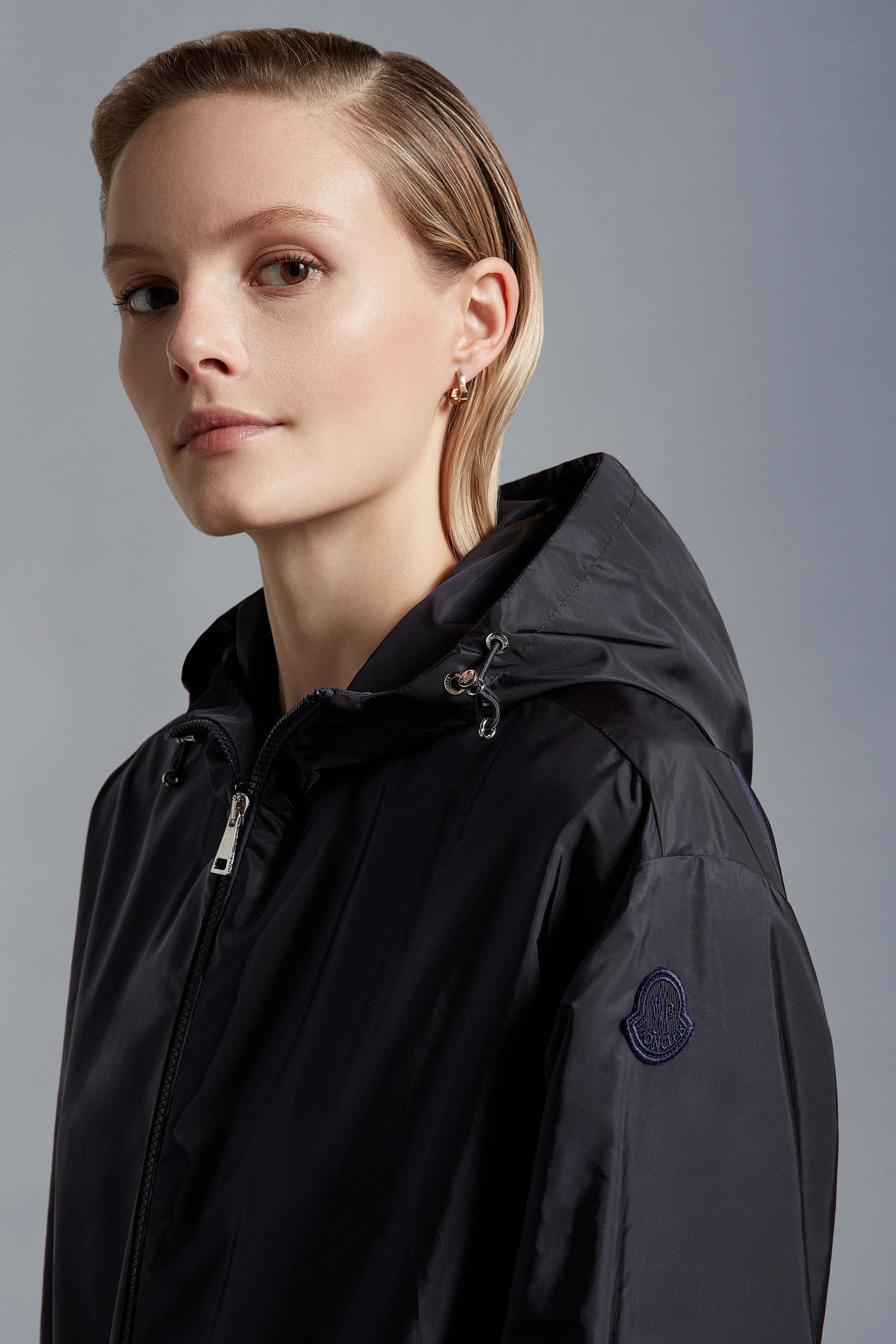 【MONCLER】Weteジャケット ナイロン フード ロゴ 撥水 ギャザー MONCLER】Weteジャケット ナイロン フード ロゴ 撥水 ギャザー