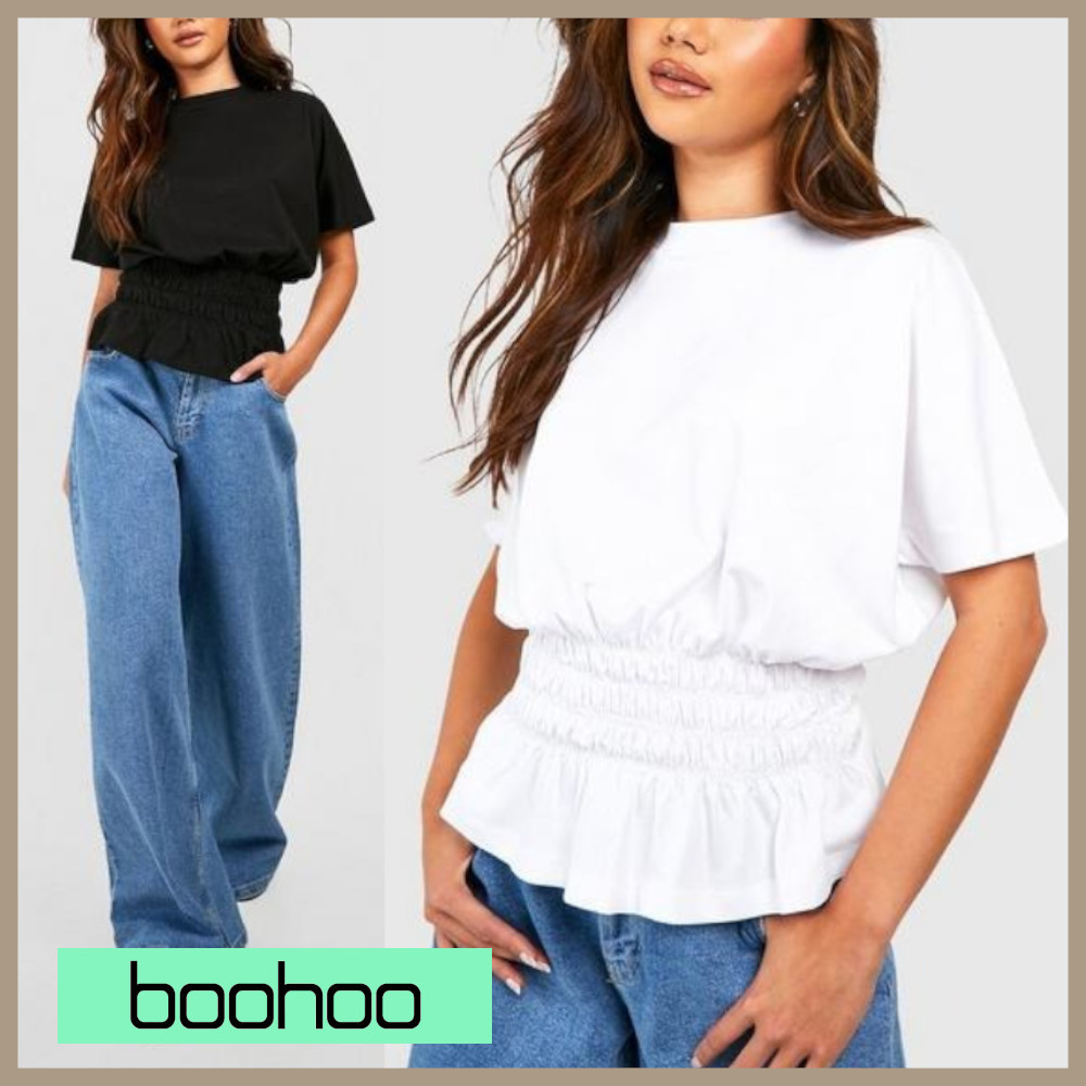 ★boohoo★ シャーリング ウエスト Tシャツ