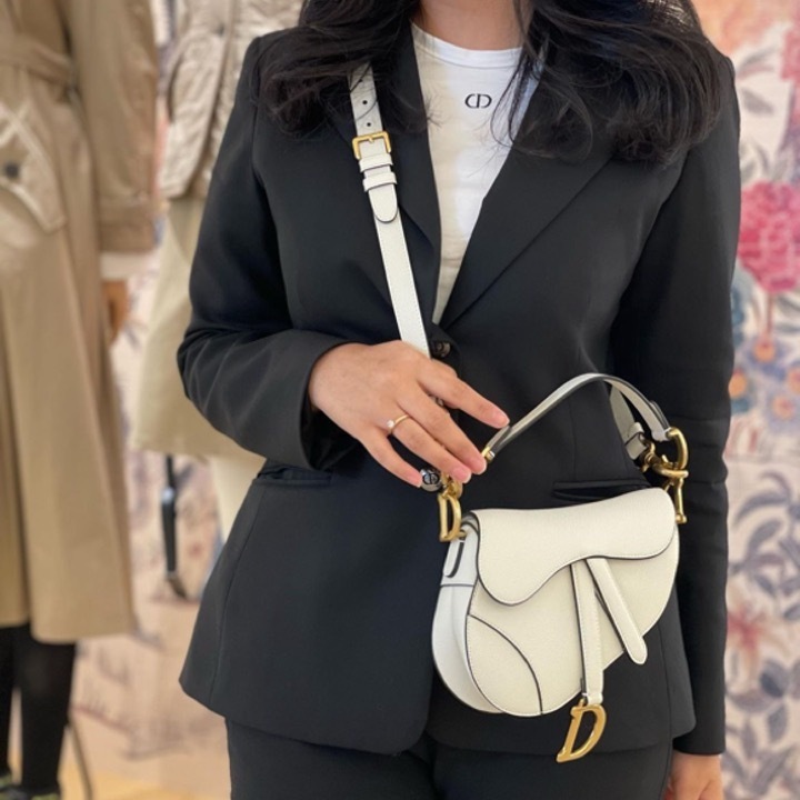 気品溢れる可愛さ♪【Dior】3Way カーフスキン《SADDLE》バッグ