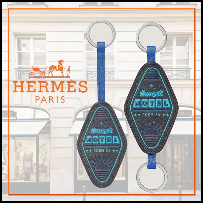エルメスでは珍しいPOPデザインHermesROOM 24 キーホルダー